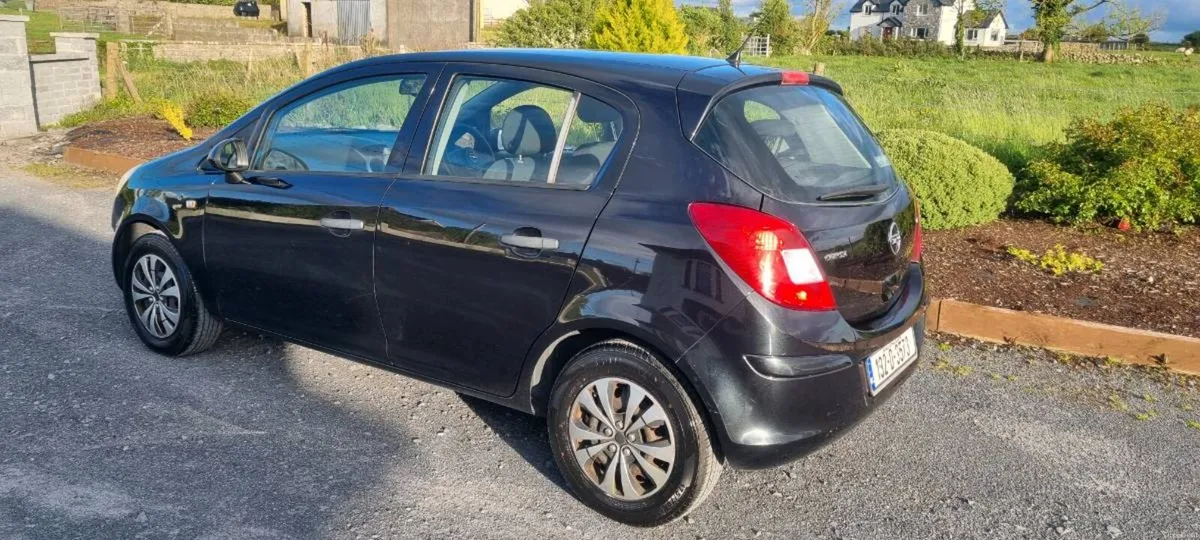 2013 cosra automatic - Image 2
