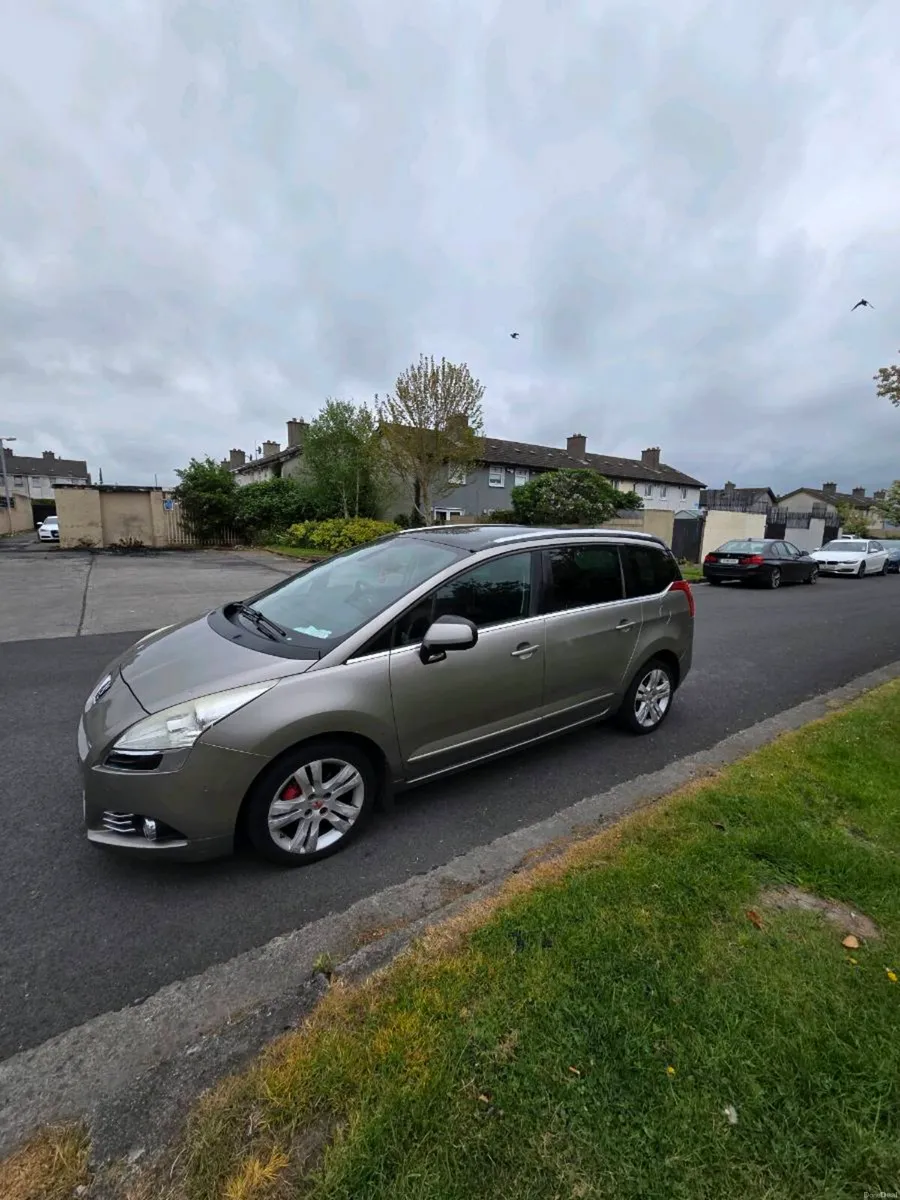 Peugeot 5008 HDI – Very Good Condition - Image 2