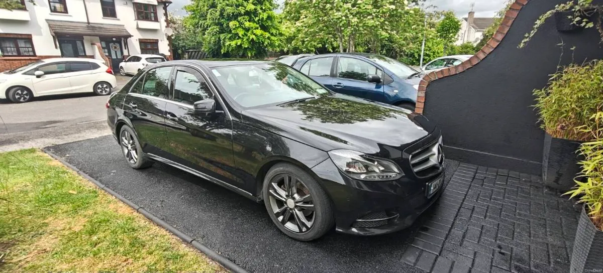 Mercedes E220 diesel automatic - Image 4