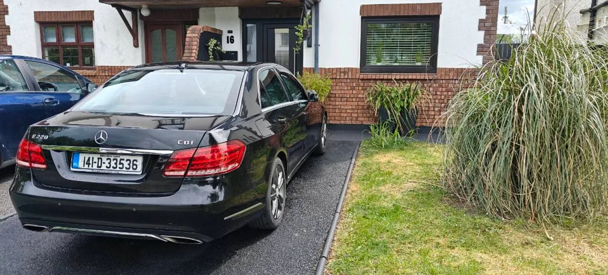 Mercedes E220 diesel automatic - Image 2
