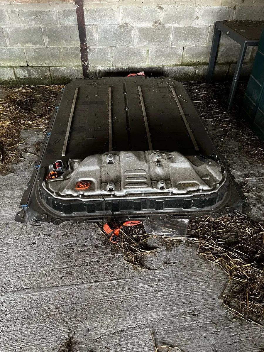 Tesla 75 Kw car battery