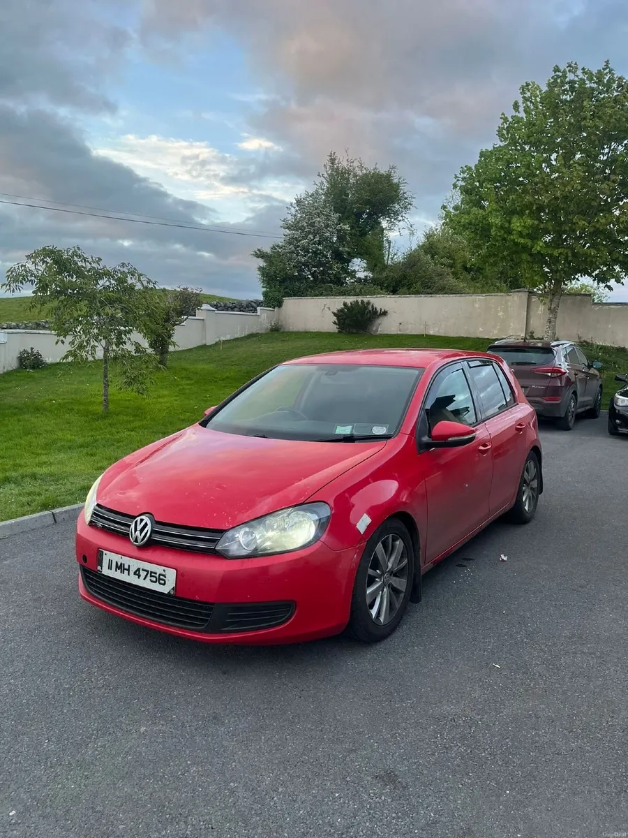 Volkswagen Golf 2011 - Image 1