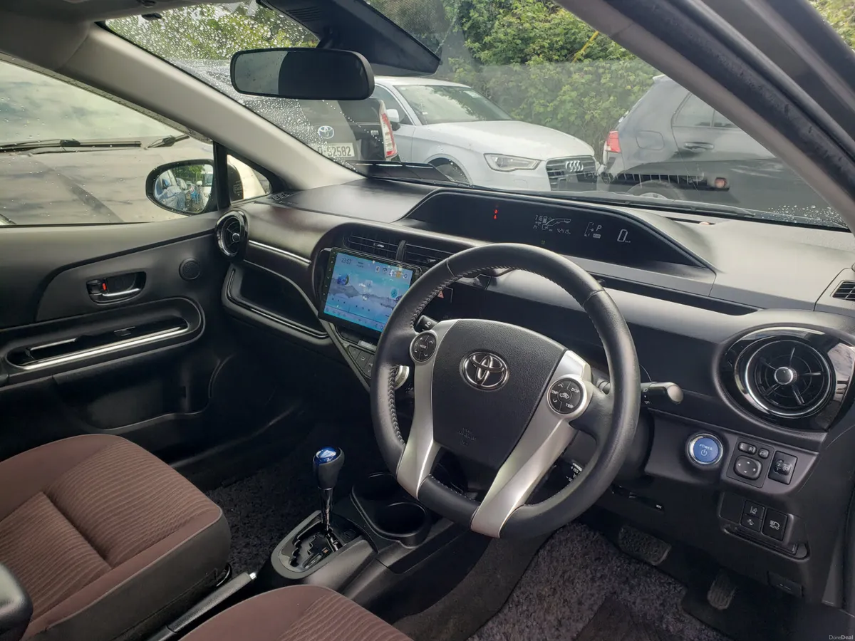 161D71820 toyota aqua - Image 4