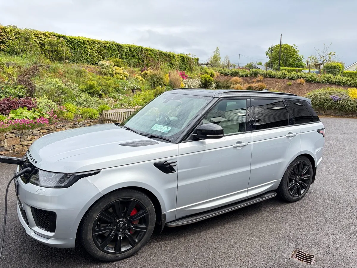 Range Rover Sport P400 HSE Dynamic - Image 2