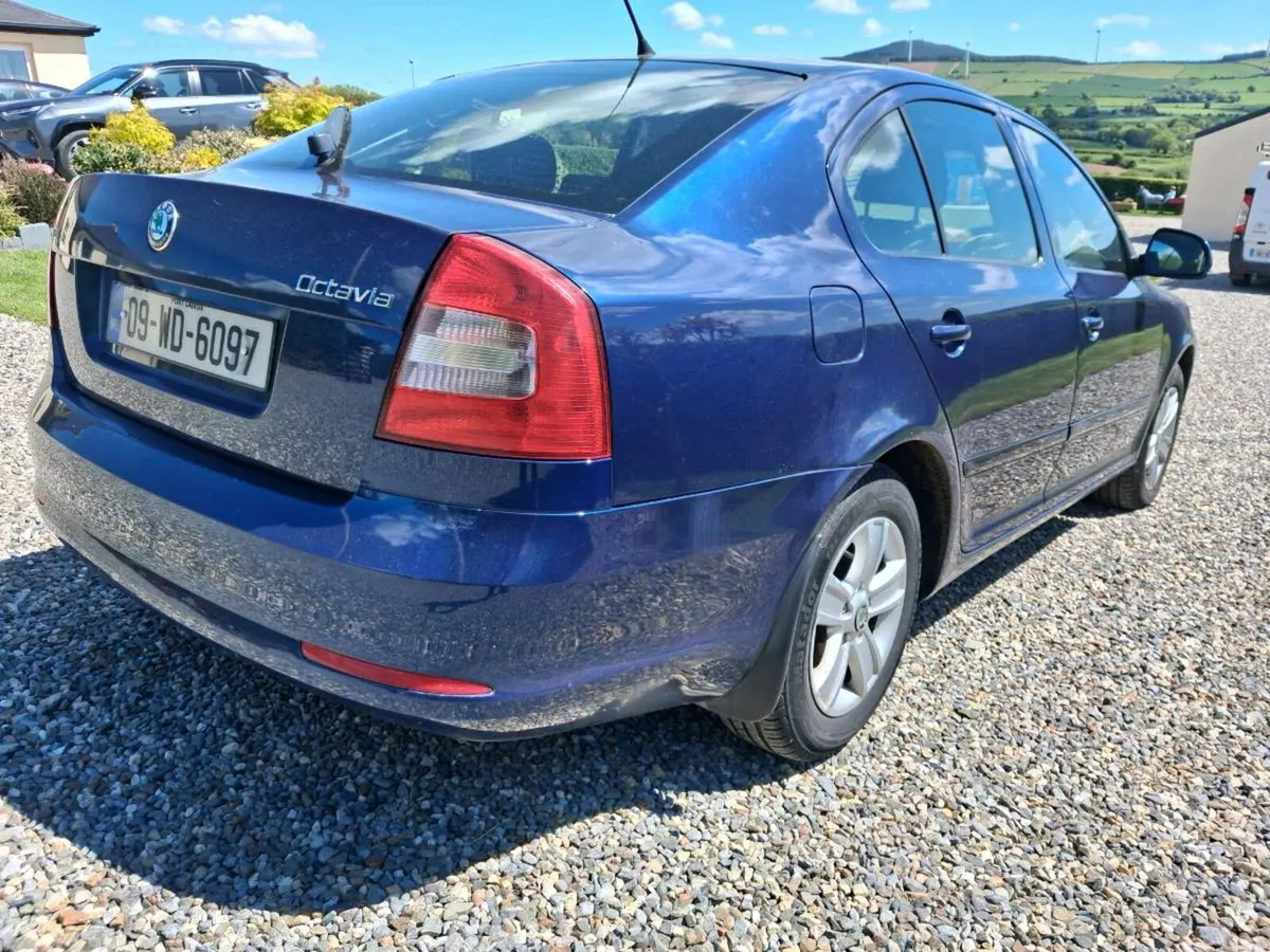 2009 SKODA OCTAVIA - Image 2
