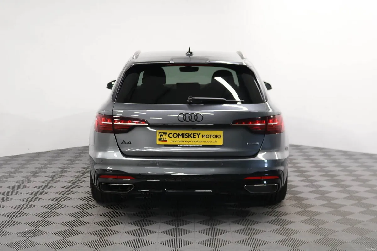 Audi A4 Avant TDI Black Edition - Image 5
