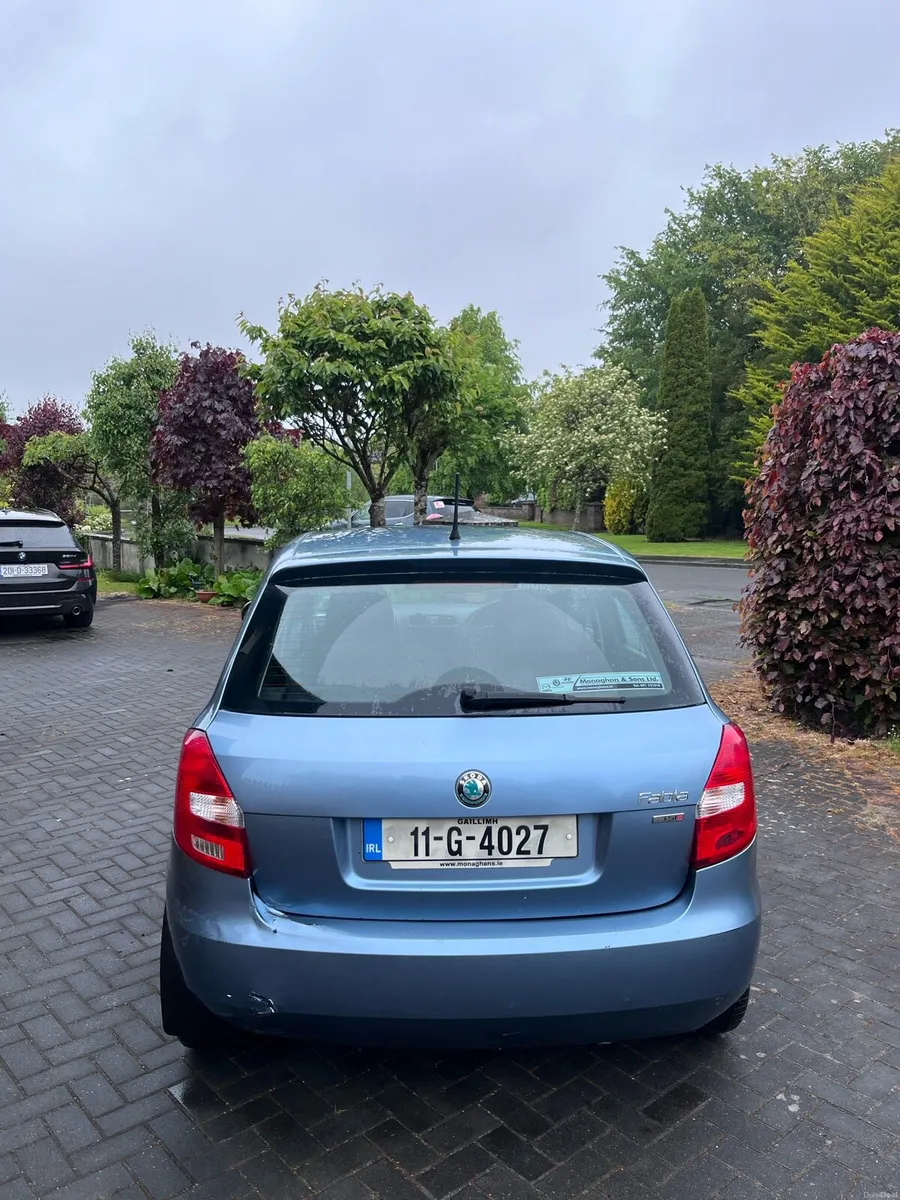 Skoda Fabia 1.2 tsi AMBIENTE DSG - Image 4