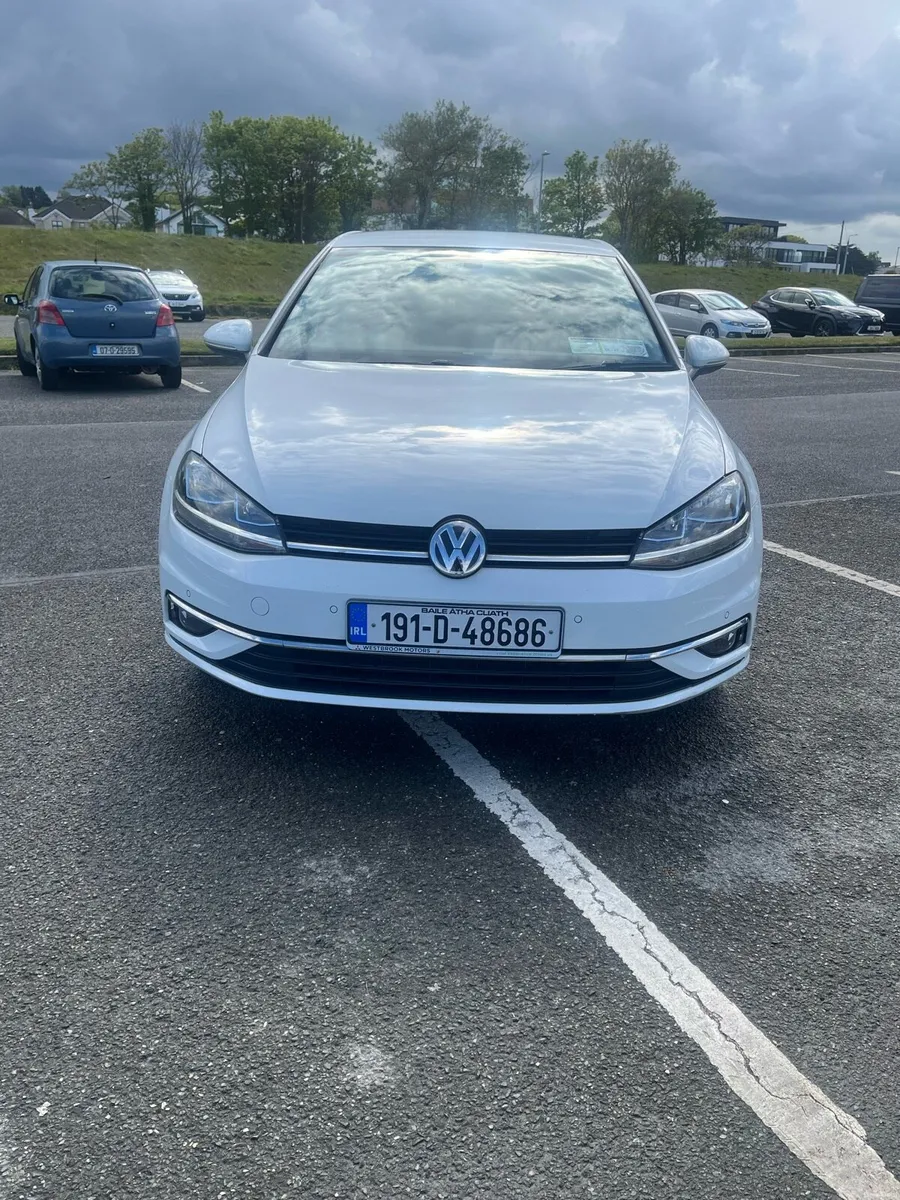 2019 Volkswagen Golf - Image 4