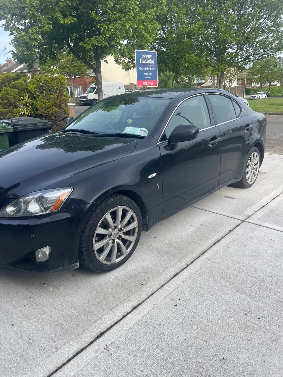 Lexus IS 2006 - Image 2