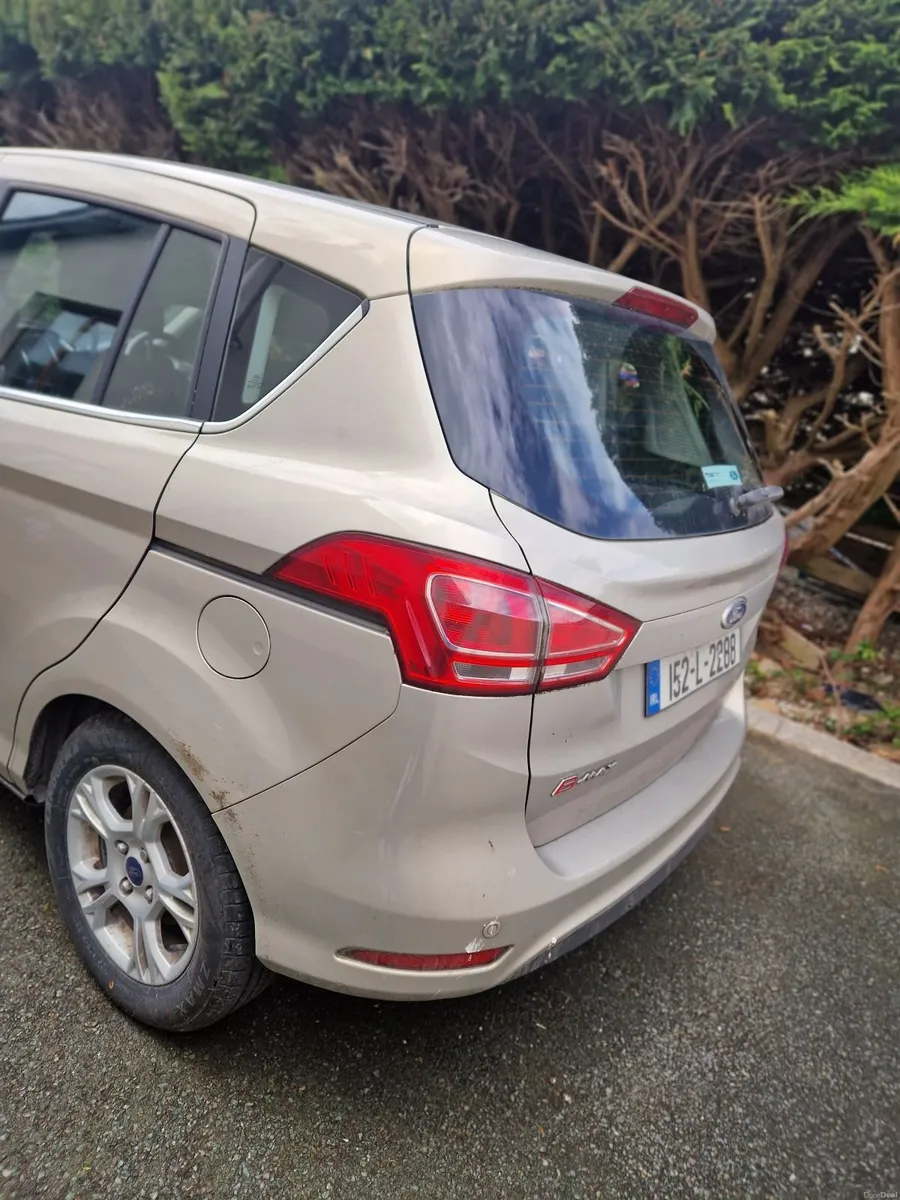Ford B-Max 2015 - Image 2