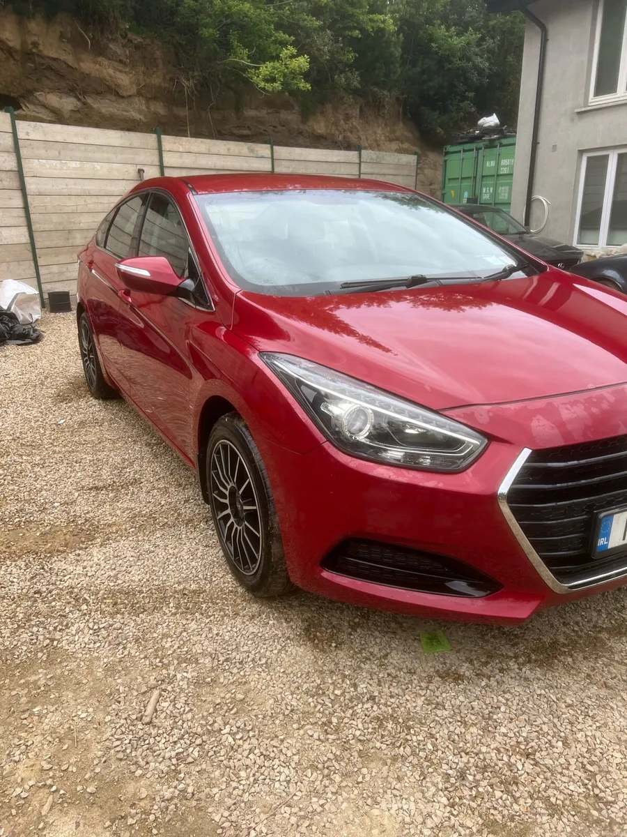 Hyundai i40 - Image 1