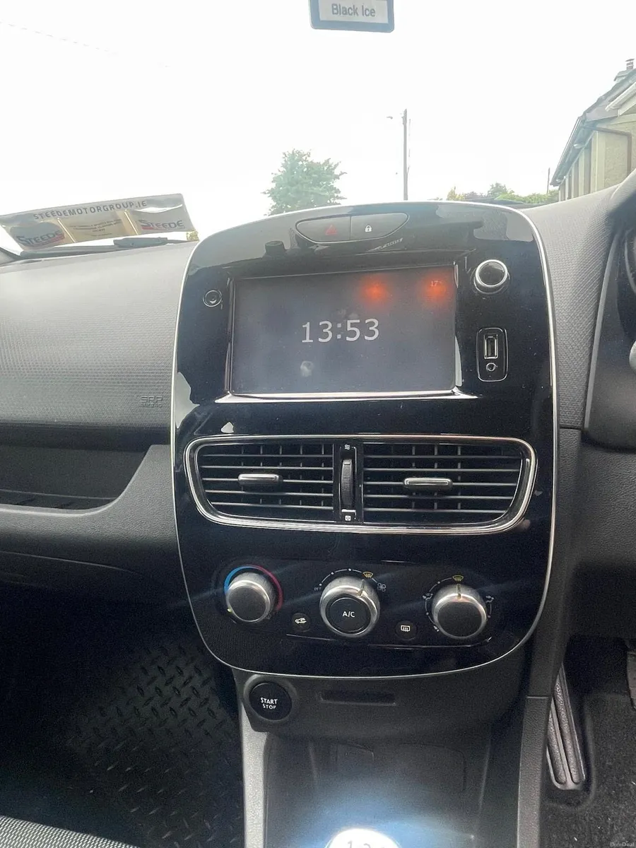 Renault Clio - Image 3