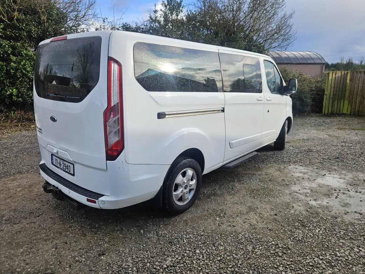 FORD TOURNEO CUSTOM T310L 130 TITANIUM - Image 2