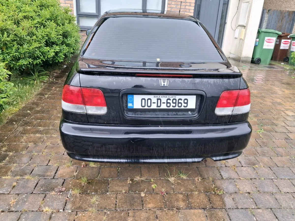 Honda civic - Image 4