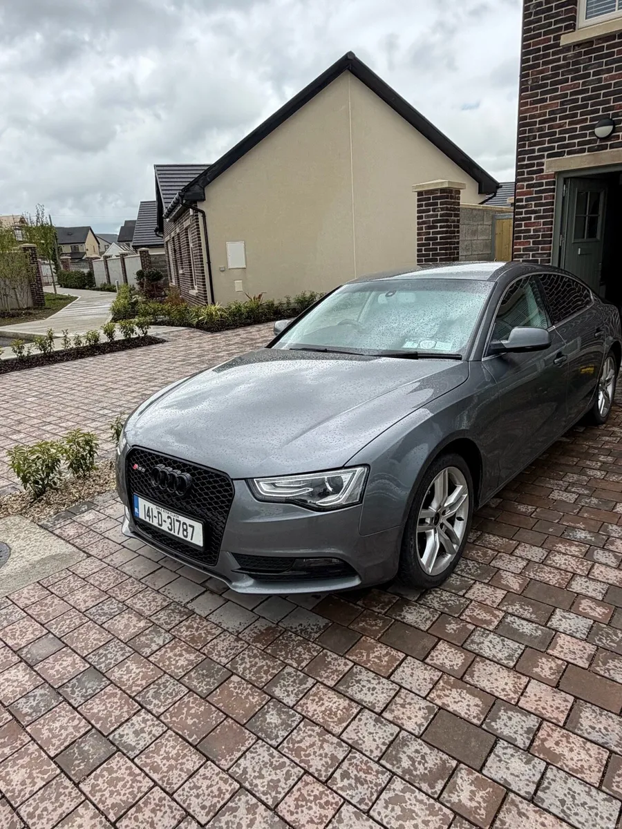 Car - Image 4
