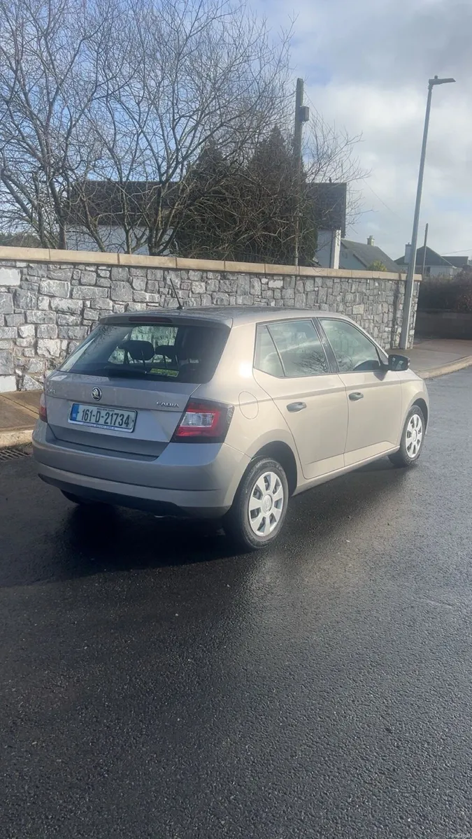 Skoda fabia 2016 - Image 4