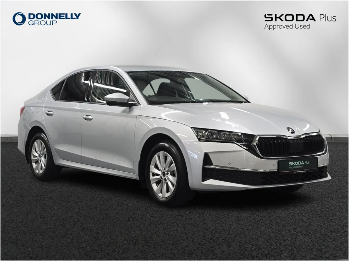 Skoda OCTAVIA Hatchback SE Technology - Image 1