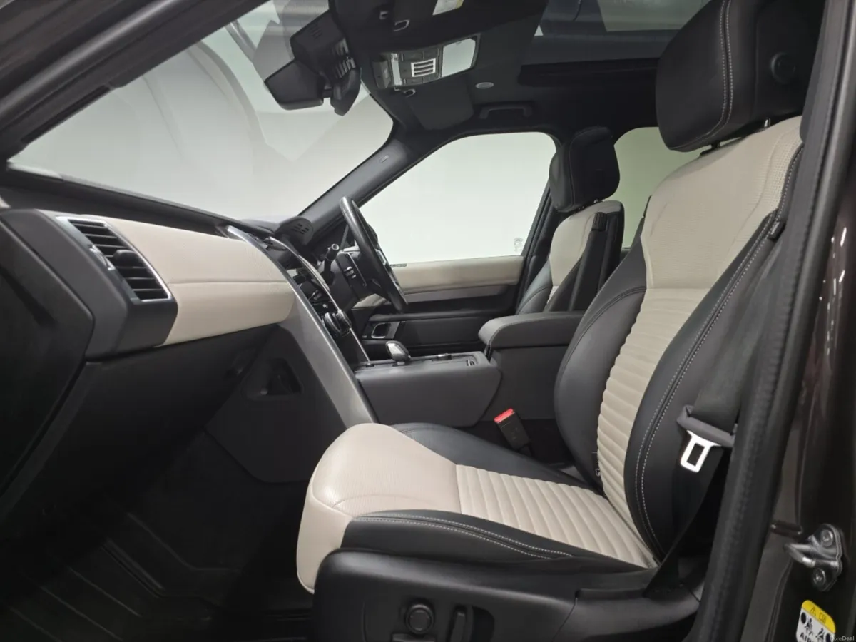 Land Rover Discovery Diesel Sw R-Dynamic SE - Image 3