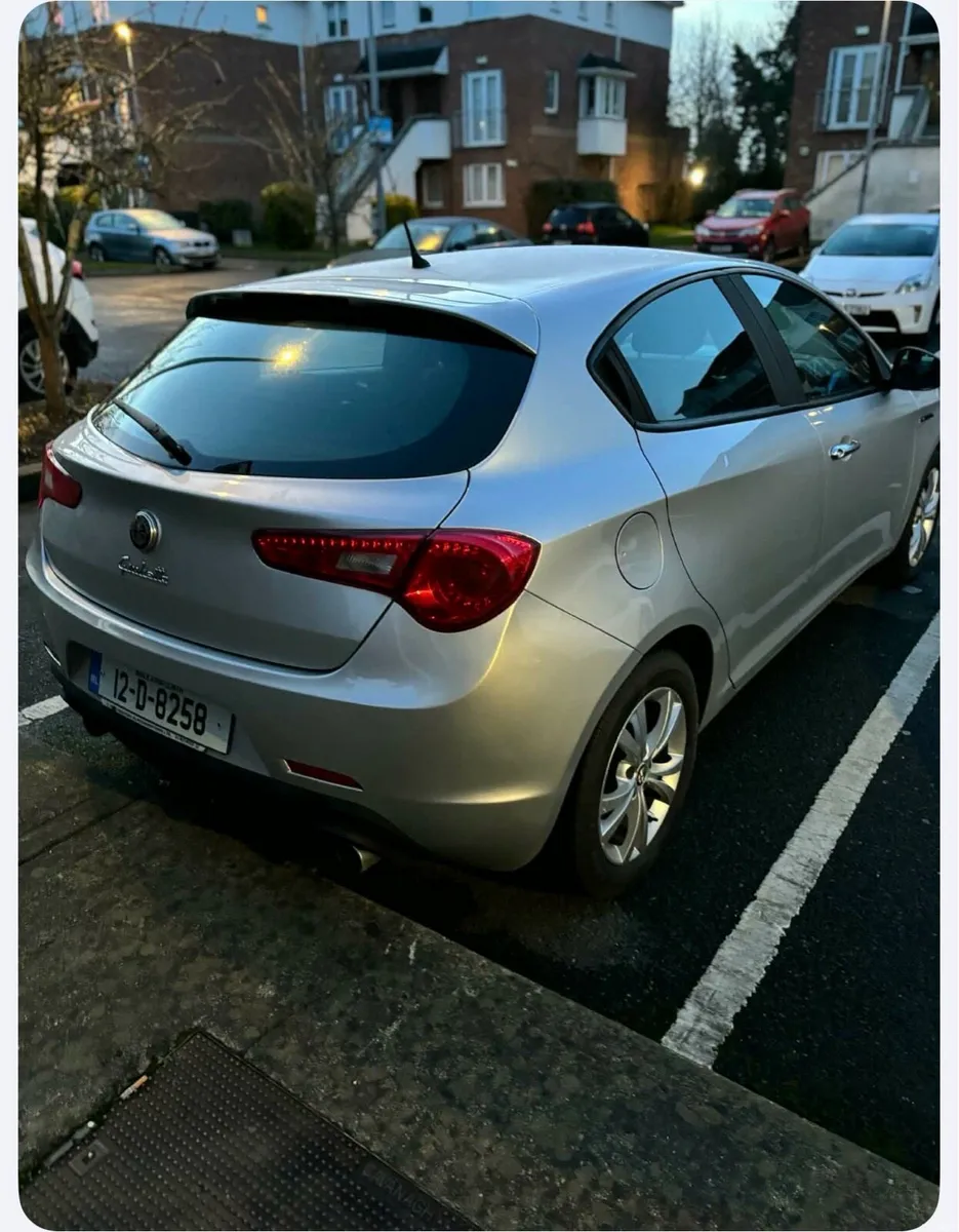 Alfa Romeo giulietta 1.4 Tb only 88000 km - Image 4