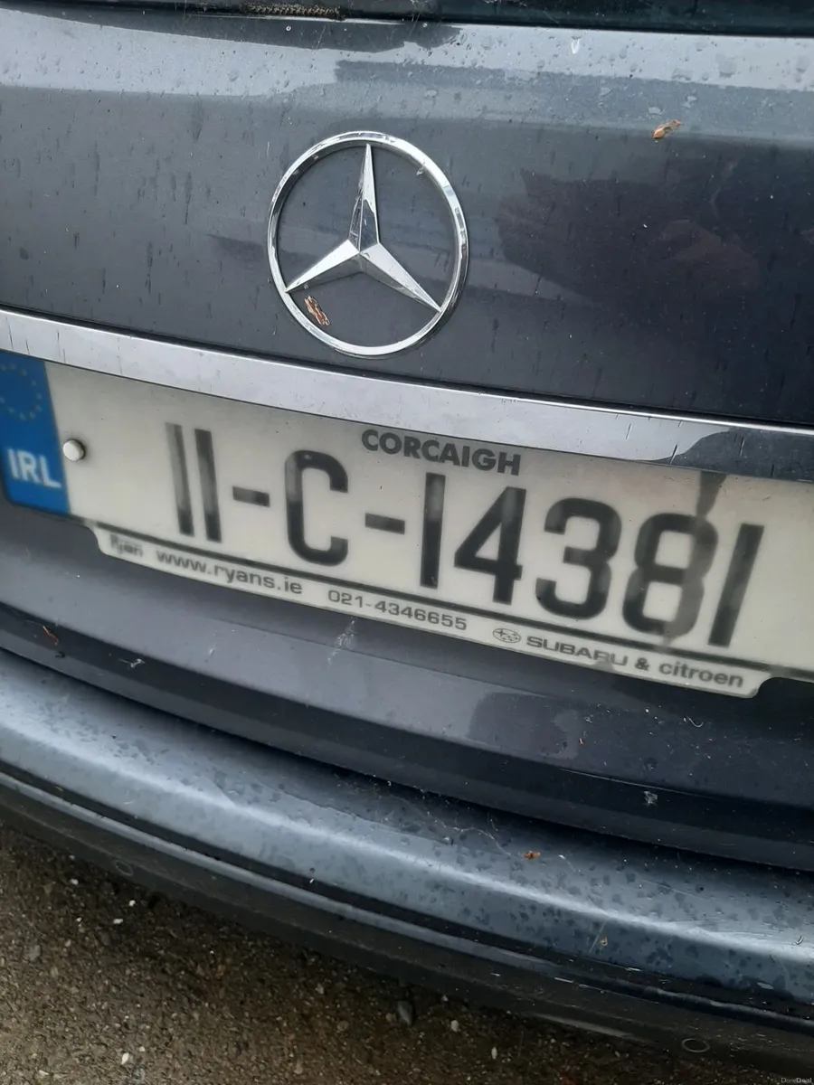 Mercedes-Benz C-Class 2011 - Image 4