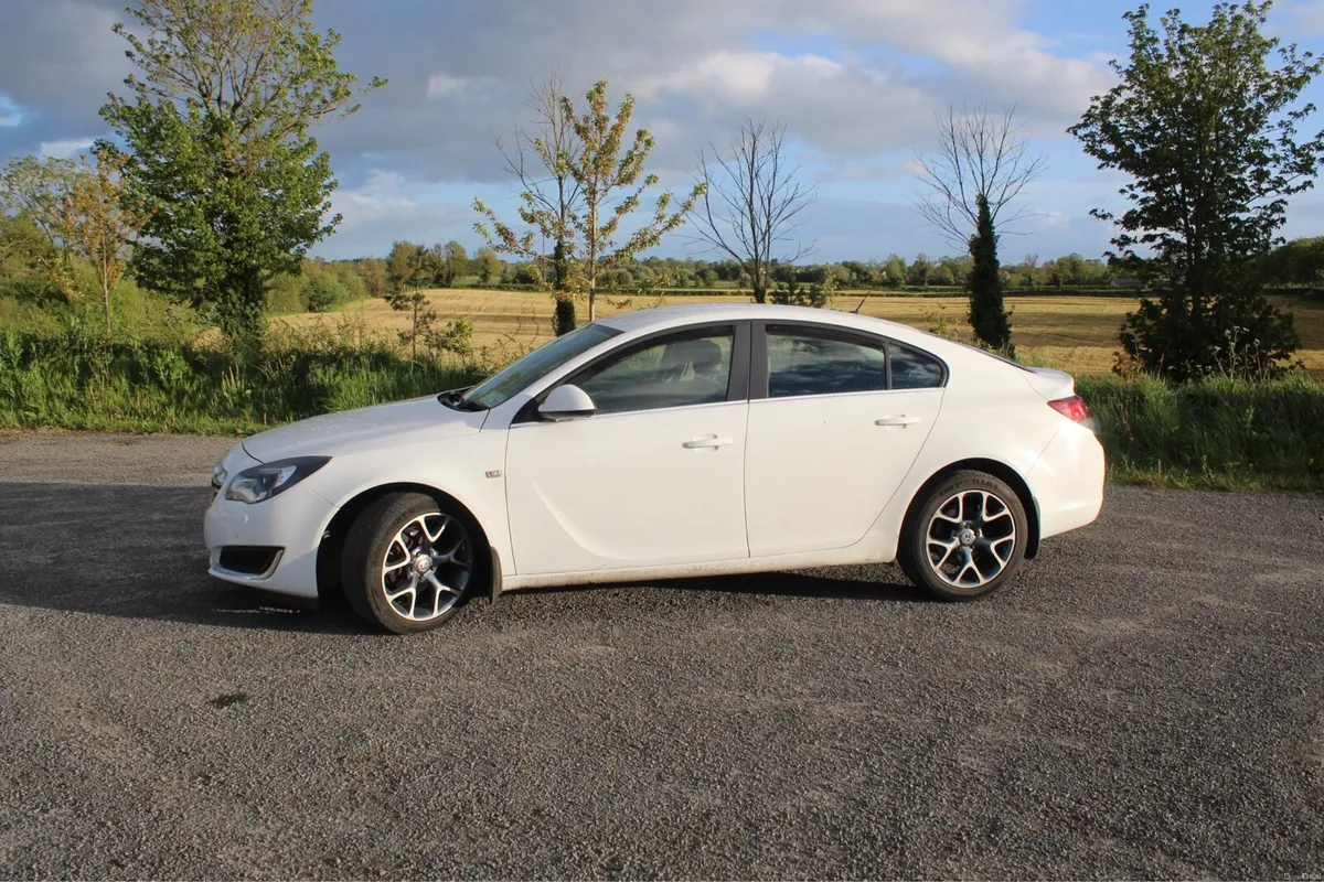 Vauxhall Insignia 2014 - Image 2