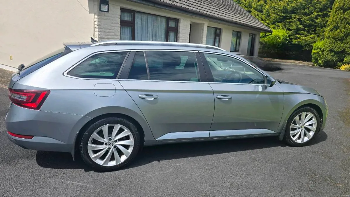 2016 Skoda Superb Estate 2.0L Diesel - Image 3