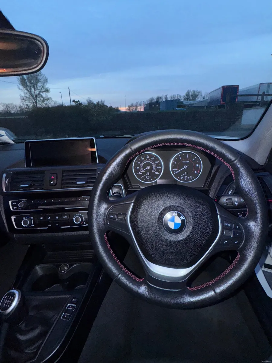 BMW 1-Series 2016 - Image 2