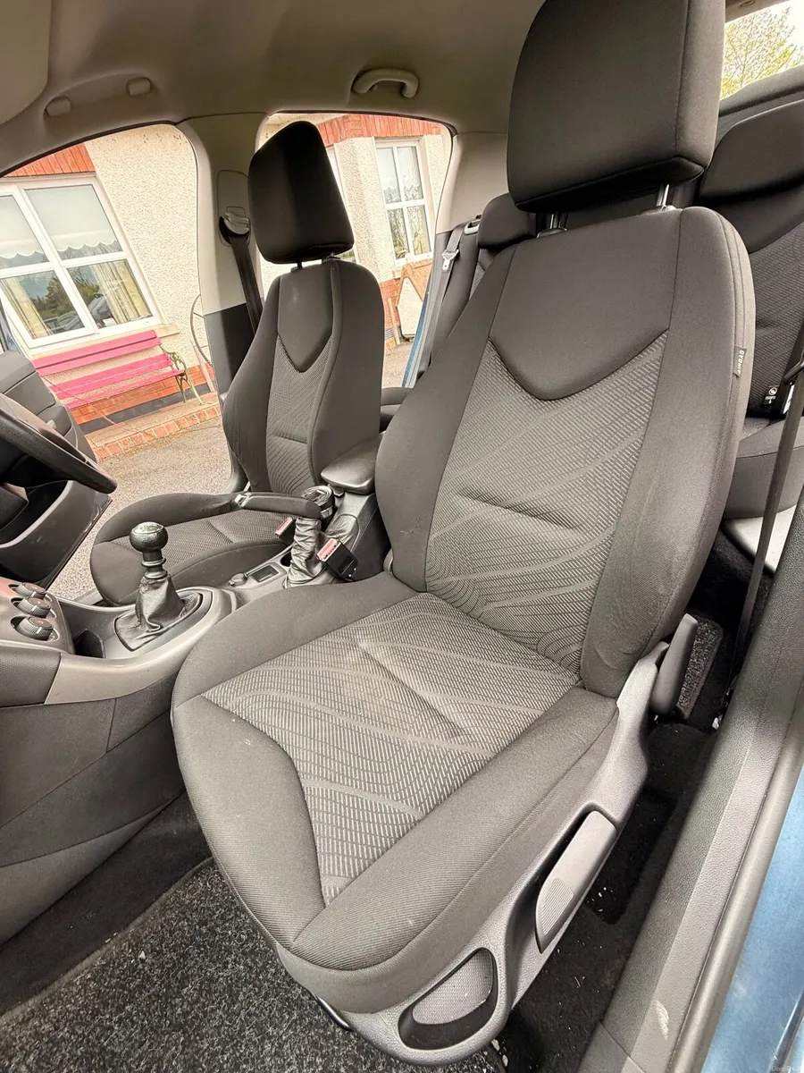 Peugeot 308 2012 (reduced price) - Image 5