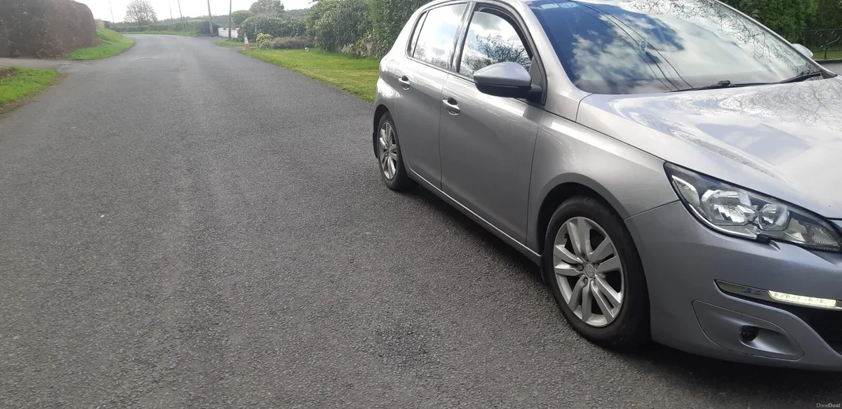 Peugeot  308 diesel - Image 3