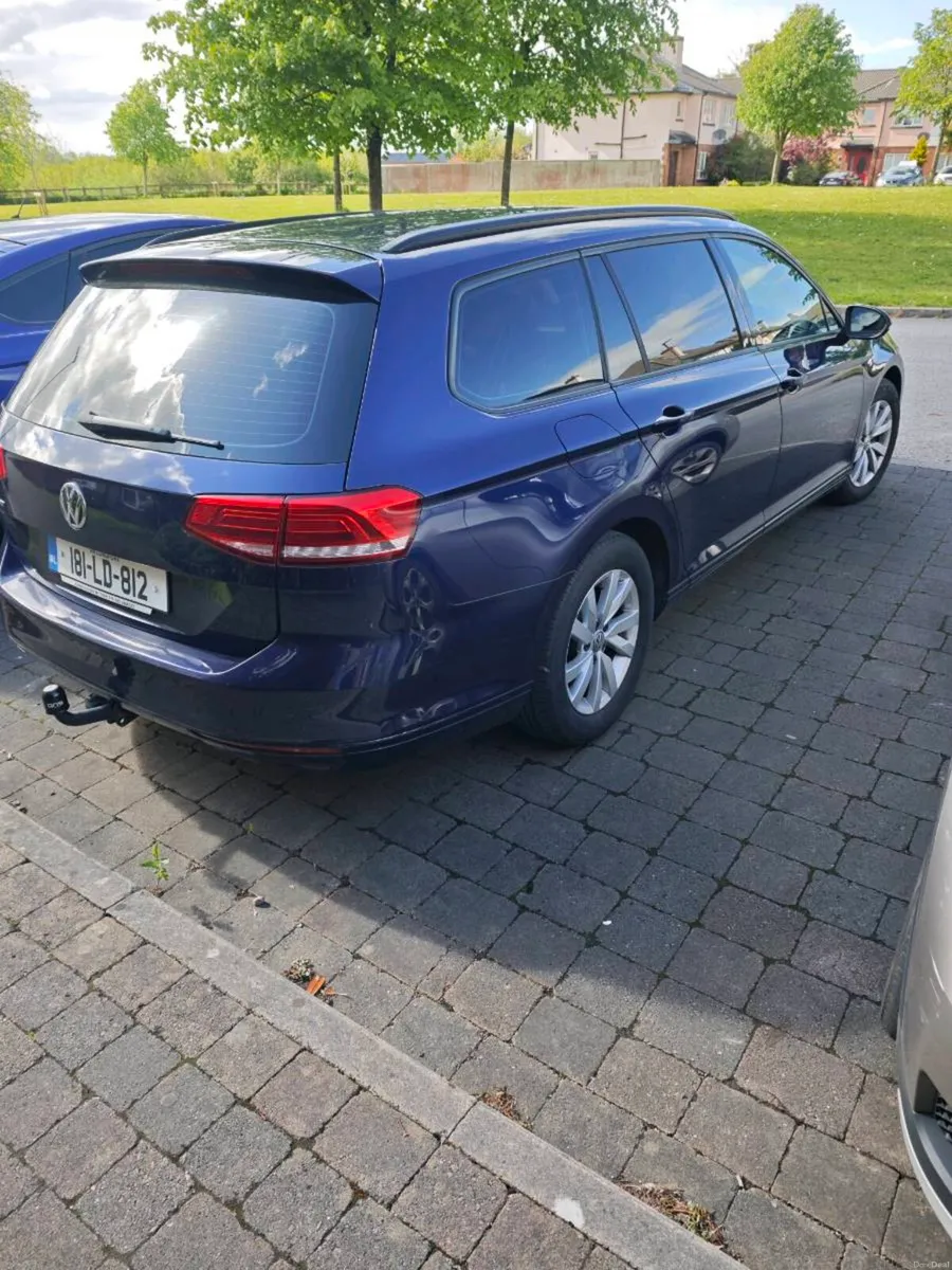 VW Passat - Image 2