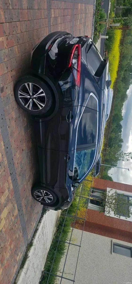 Nissan Qashqai 2018 just passed nct new 2028 - Image 4
