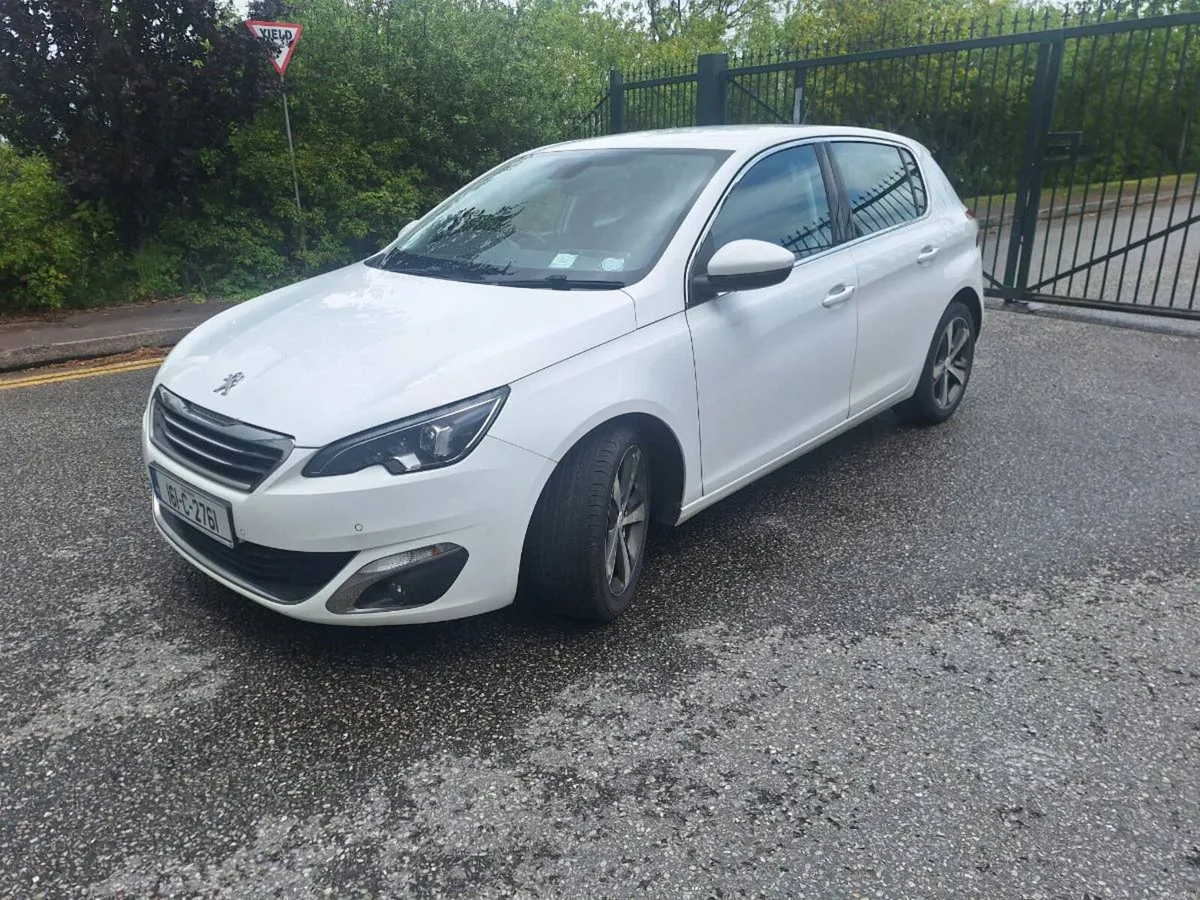 Peugeot 308 - Image 2