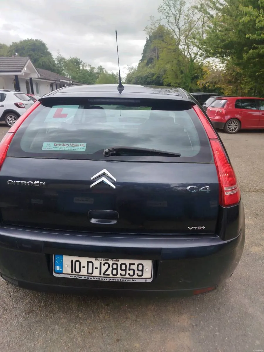Car - Image 4