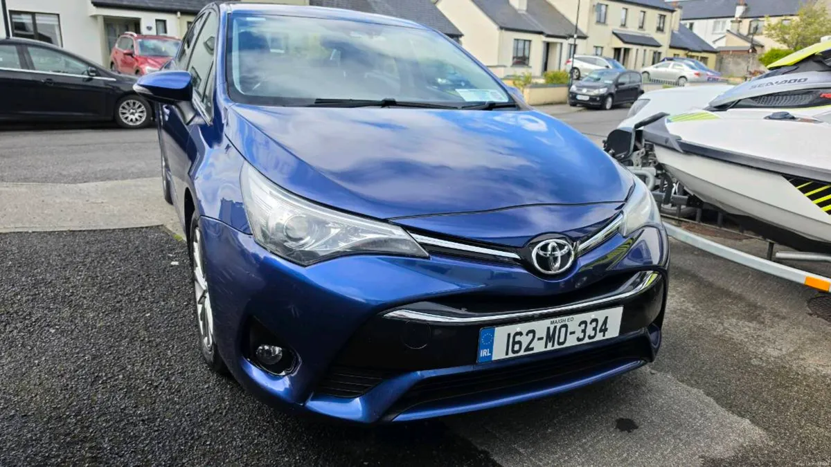 Toyota Avensis Low milage - Image 1