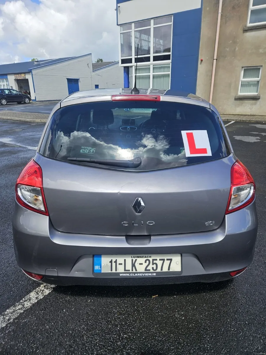 Renault Clio 2011 - Image 3