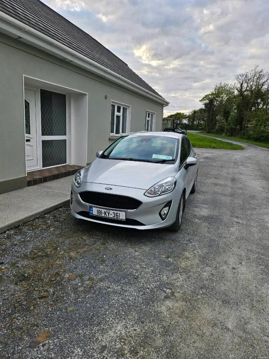 Car - Image 3