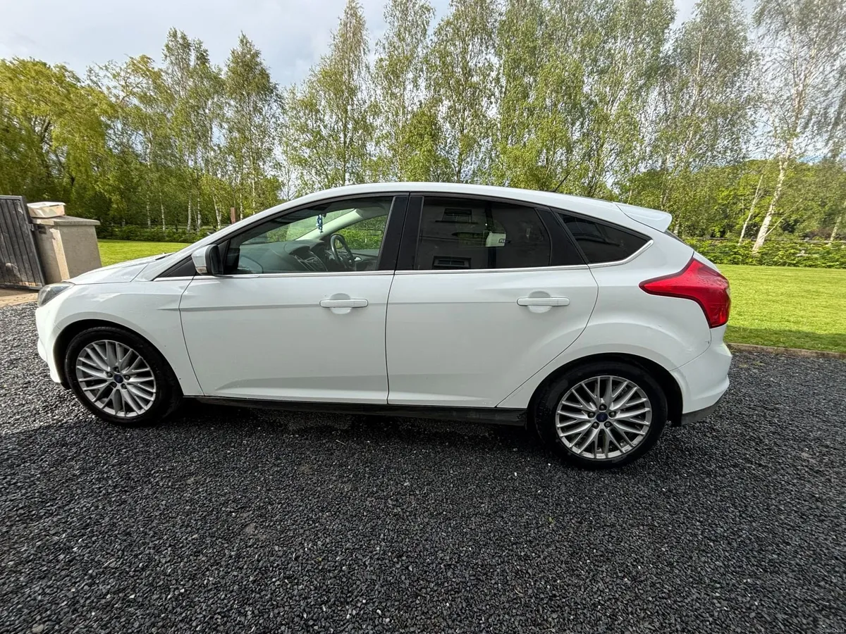 Ford Focus 2013 - Image 4