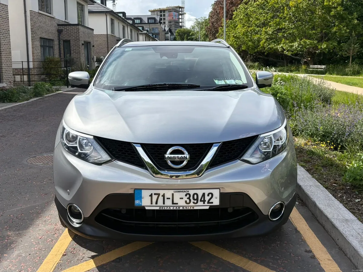 2017 Nissan Qashqai 1.5 dCi SV Premium - low km - Image 3