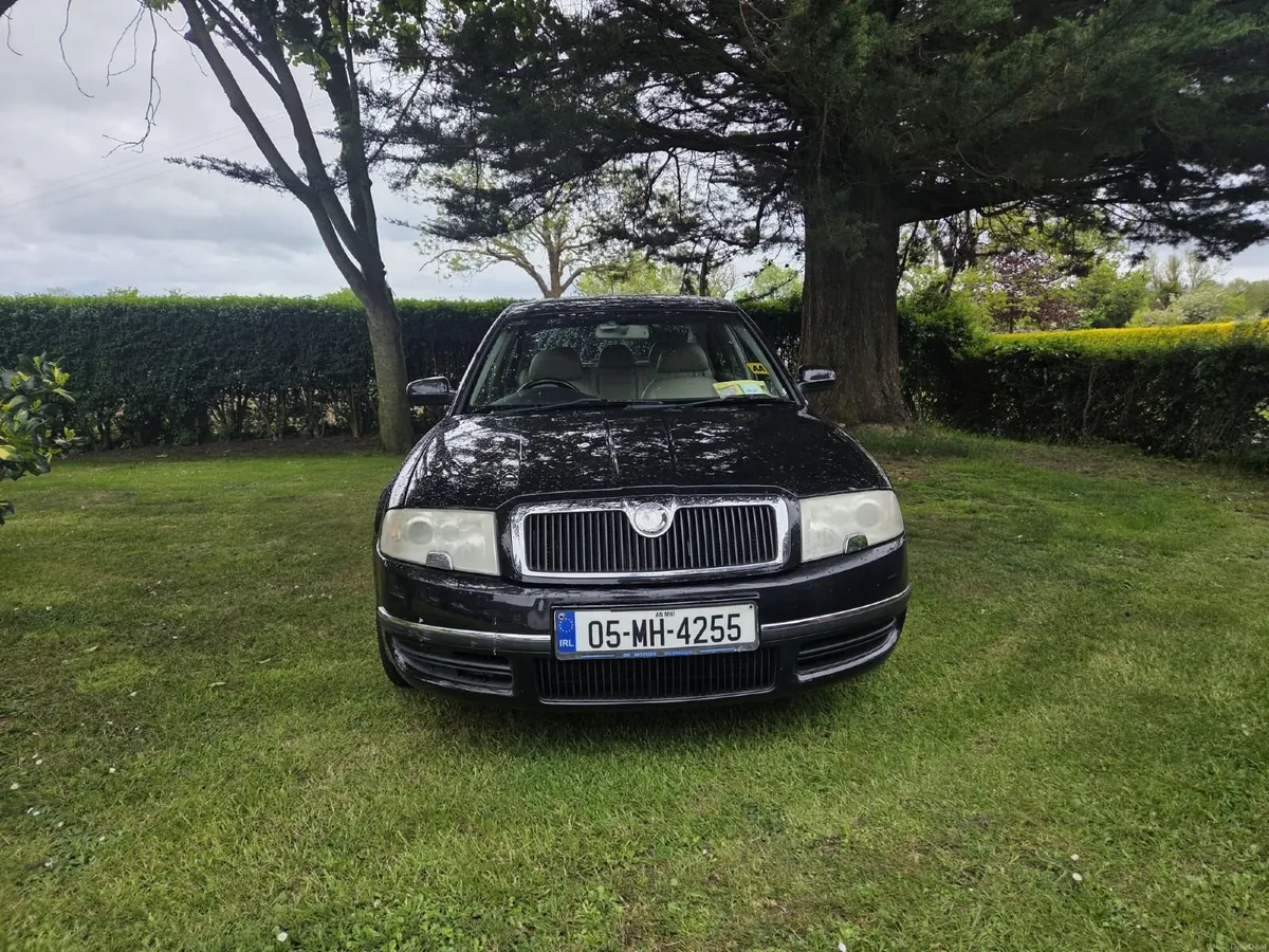 Skoda Superb 2005 - Image 1