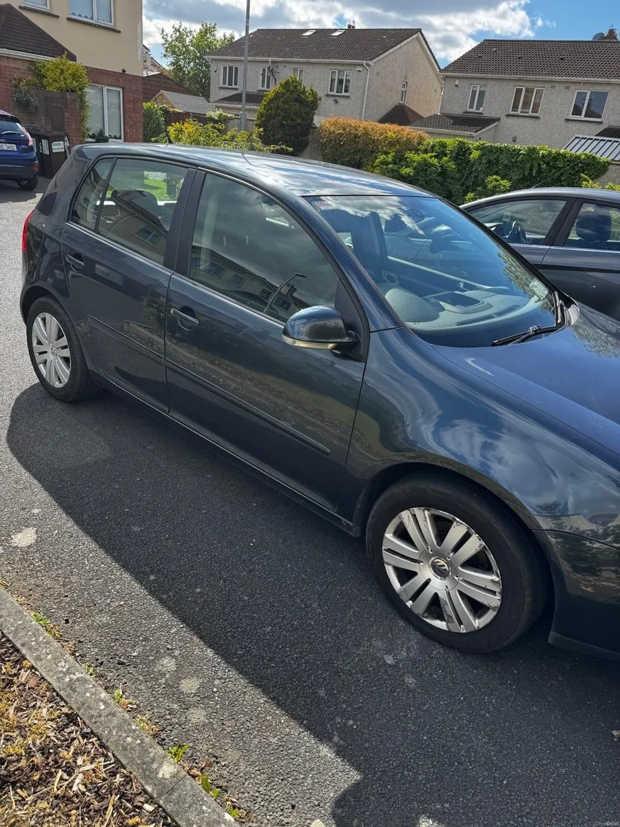 Volkswagen Golf 2008 - Image 2