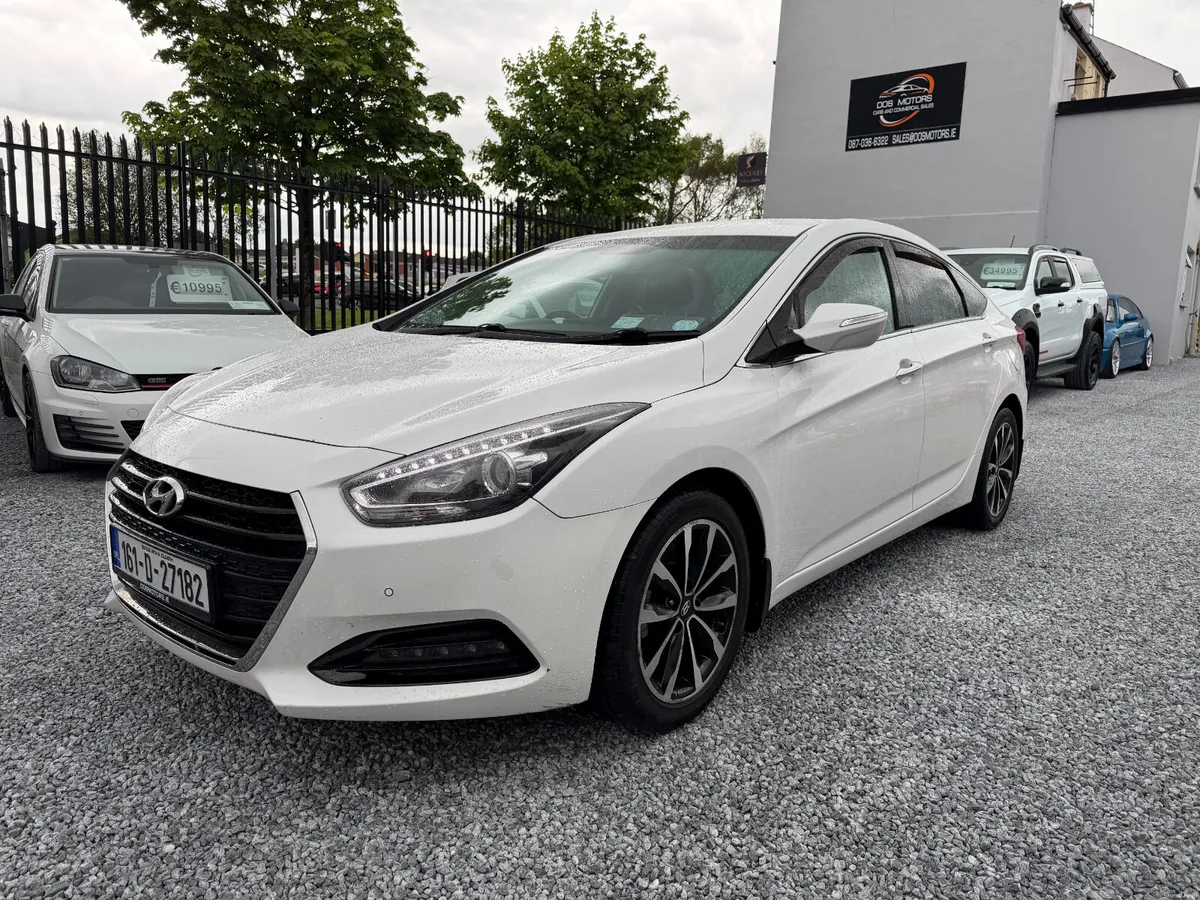 2016 (161) Hyundai i40 1.7 Executive - Image 3