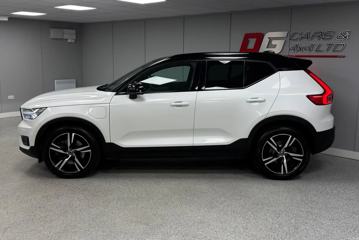 2021 Volvo XC40 1.5 T5 R Design Automatic - Image 4