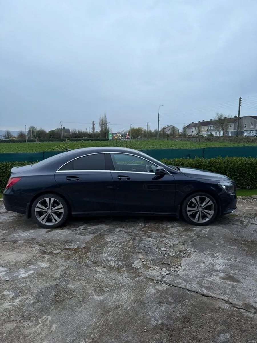 Mercedes-Benz CLA 220D - Image 3