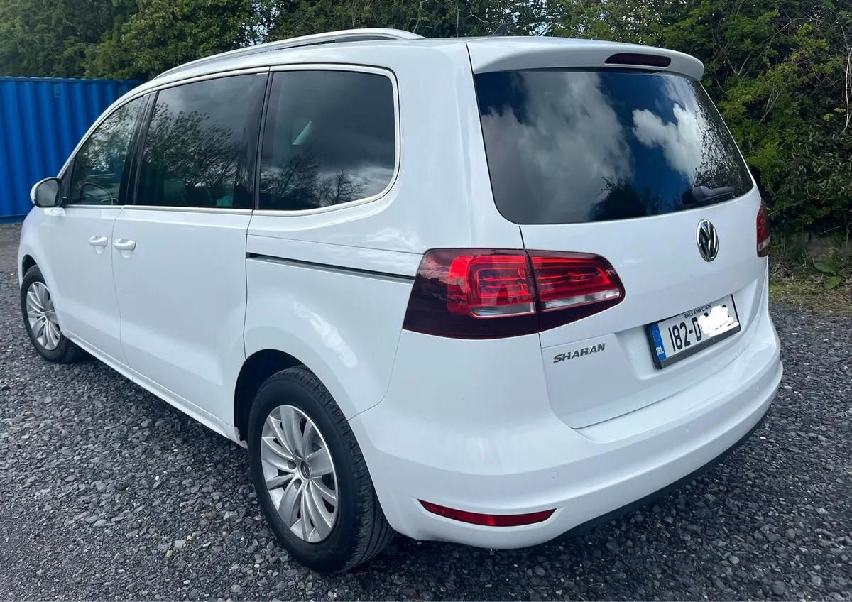 2018 Volkswagen Sharan - Image 3