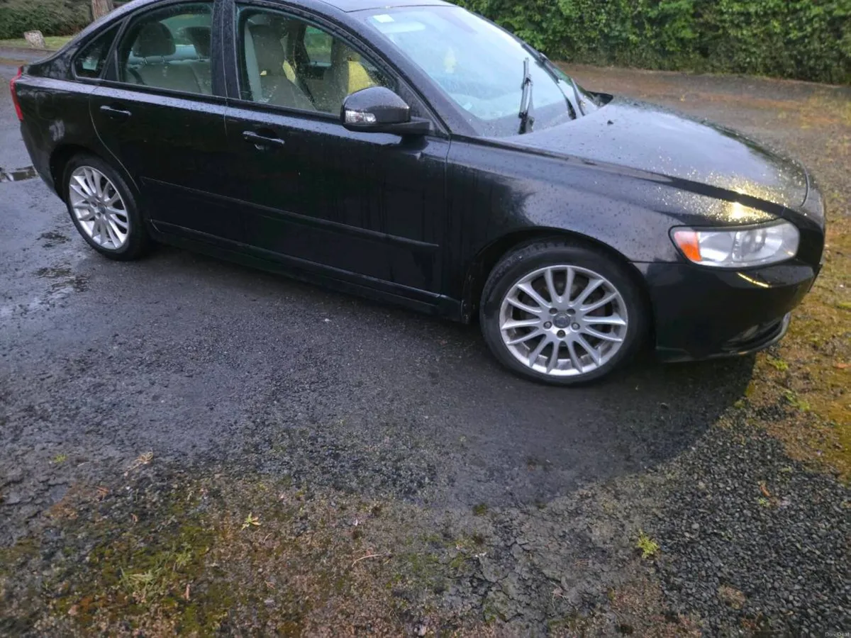 Car - Image 3
