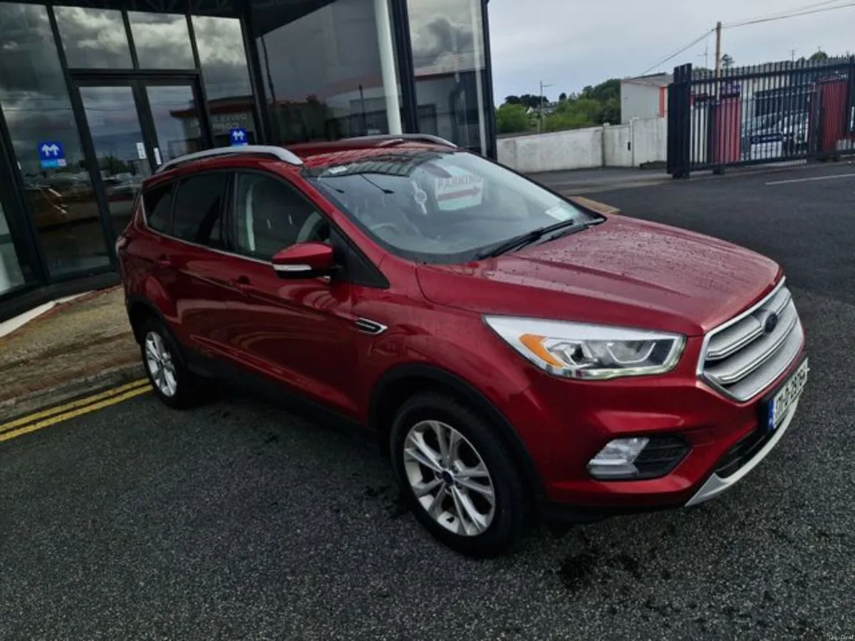 Ford Kuga Titanium 1.5 TDCI 120PS FWD 4D - Image 2
