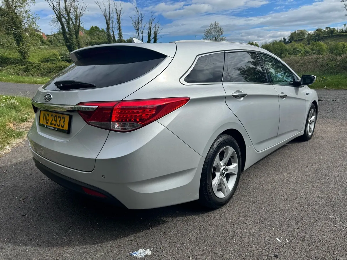2014 Hyundai i40 Estate - Image 3