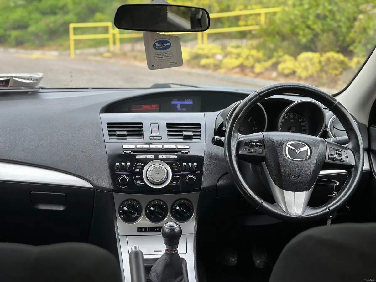 Mazda Mazda3 2010 - Image 3