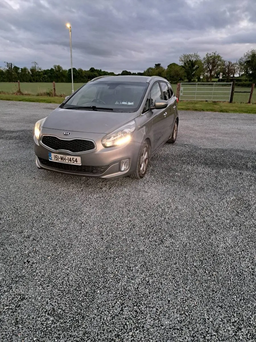 2015 Kia Carens 7 seat *Nct 06-2027* - Image 2