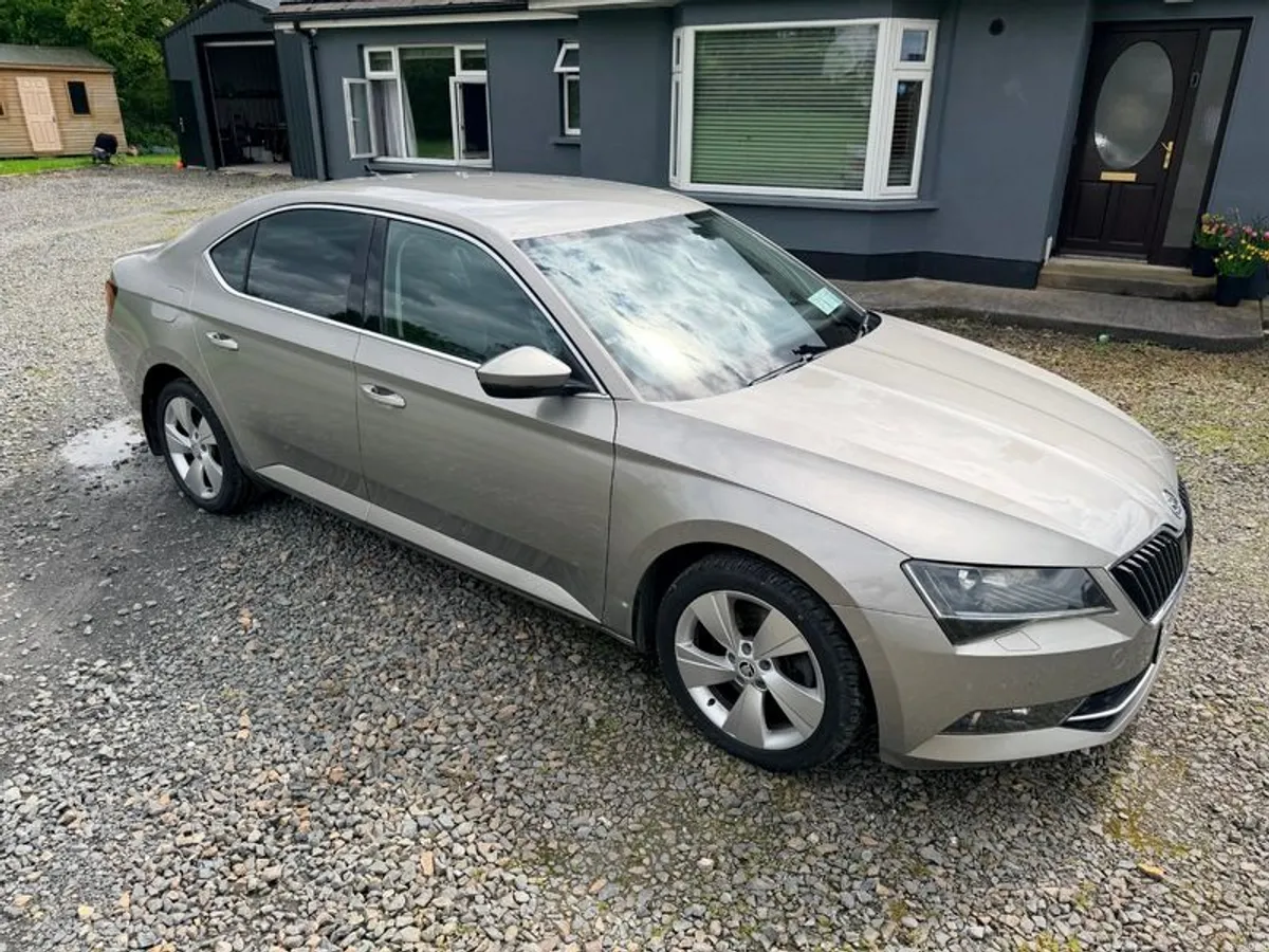 2016 Skoda Superb 2.0 TDI STYLE Automatic - Image 2